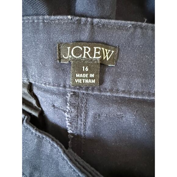 J. Crew Pleated Capeside Chino Short in Navy Blue Size 16 - Picture 4 of 5